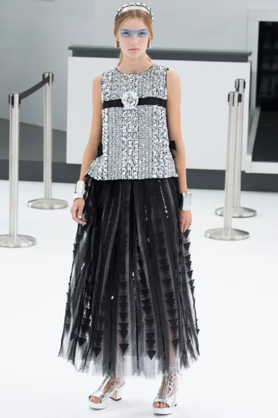 Look 97